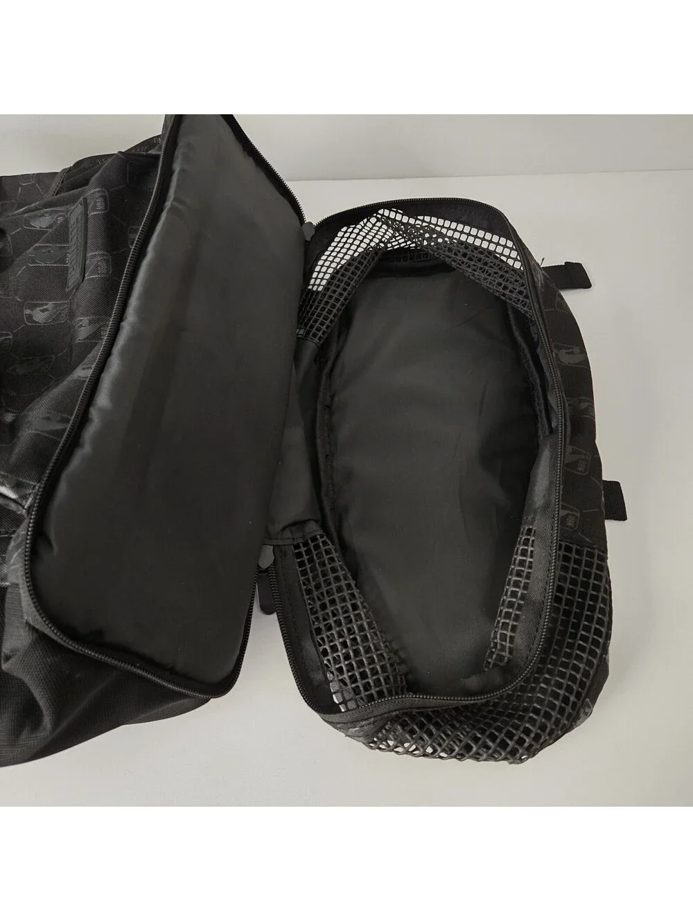 Point3 Phoenix Suns NBA Black Backpack with Aerated Sports Pocket & Patch NWOT